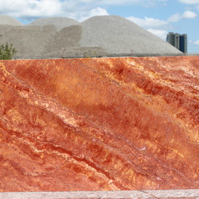 Травертин IRAN RED плита полированная размером 600х300х20 мм